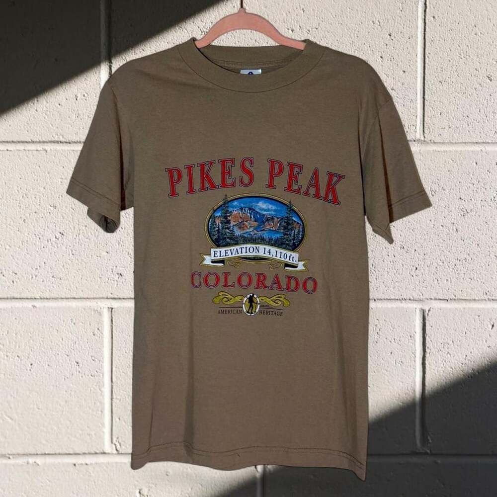 Vintage 90’s Pikes Peak Colorado Graphic Tee